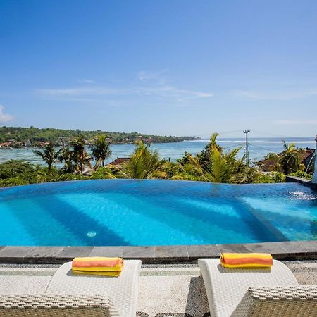 Tawe Ocean Blue Villa Lembongan Exterior photo