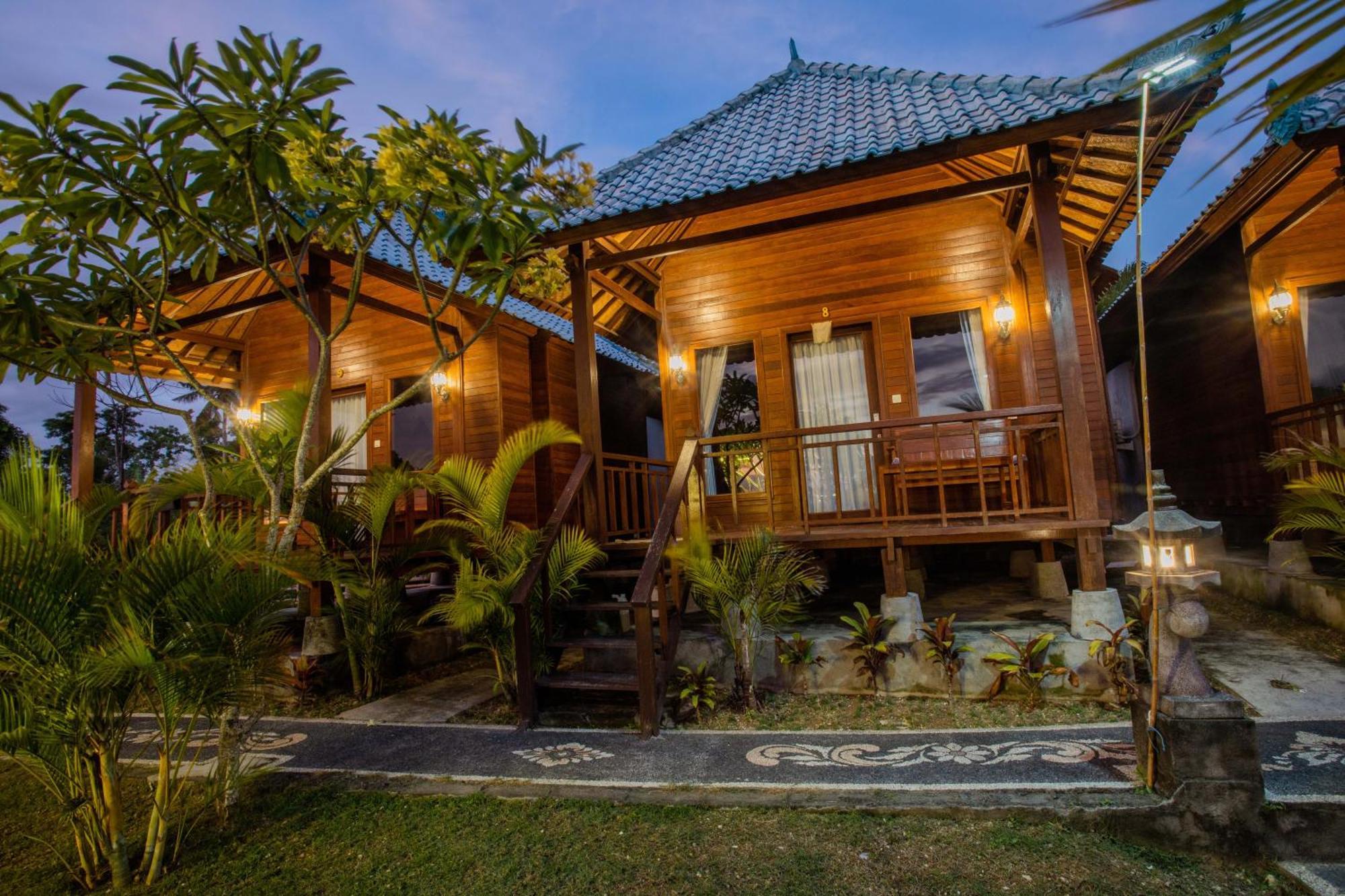 Tawe Ocean Blue Villa Lembongan Exterior photo