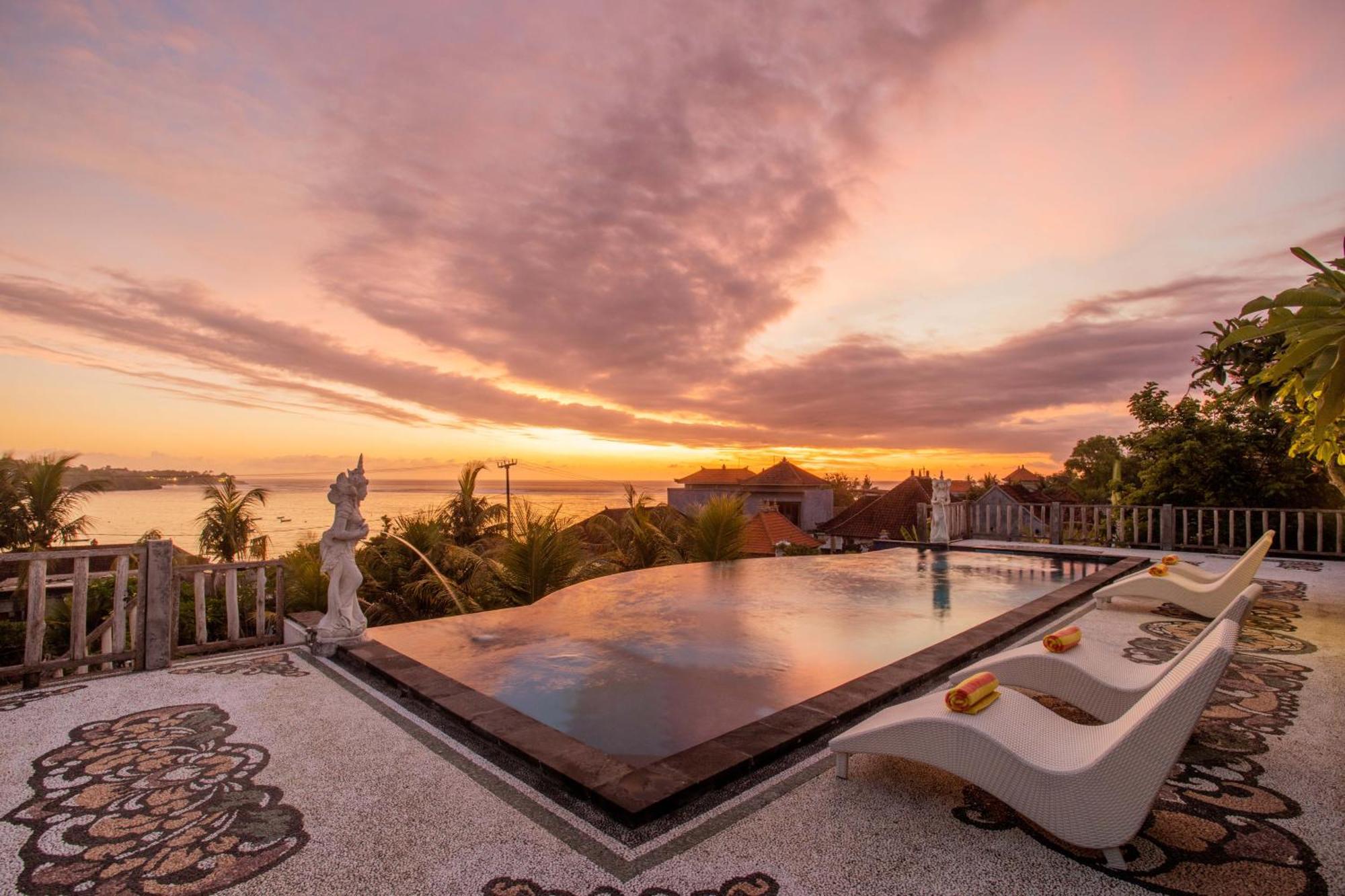Tawe Ocean Blue Villa Lembongan Exterior photo